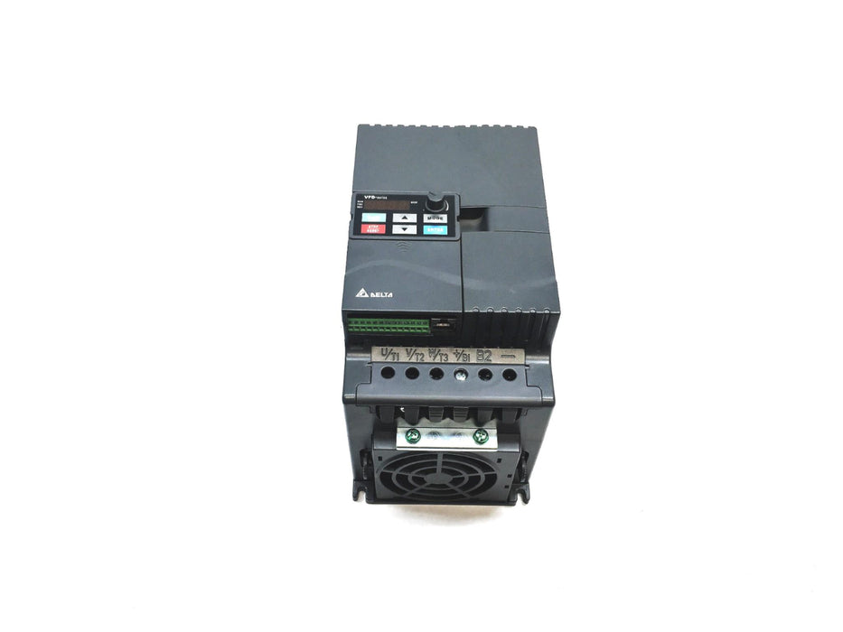 Delta 3PH 0.1-600Hz Inverter Frequency Converter VFD110E43A USED