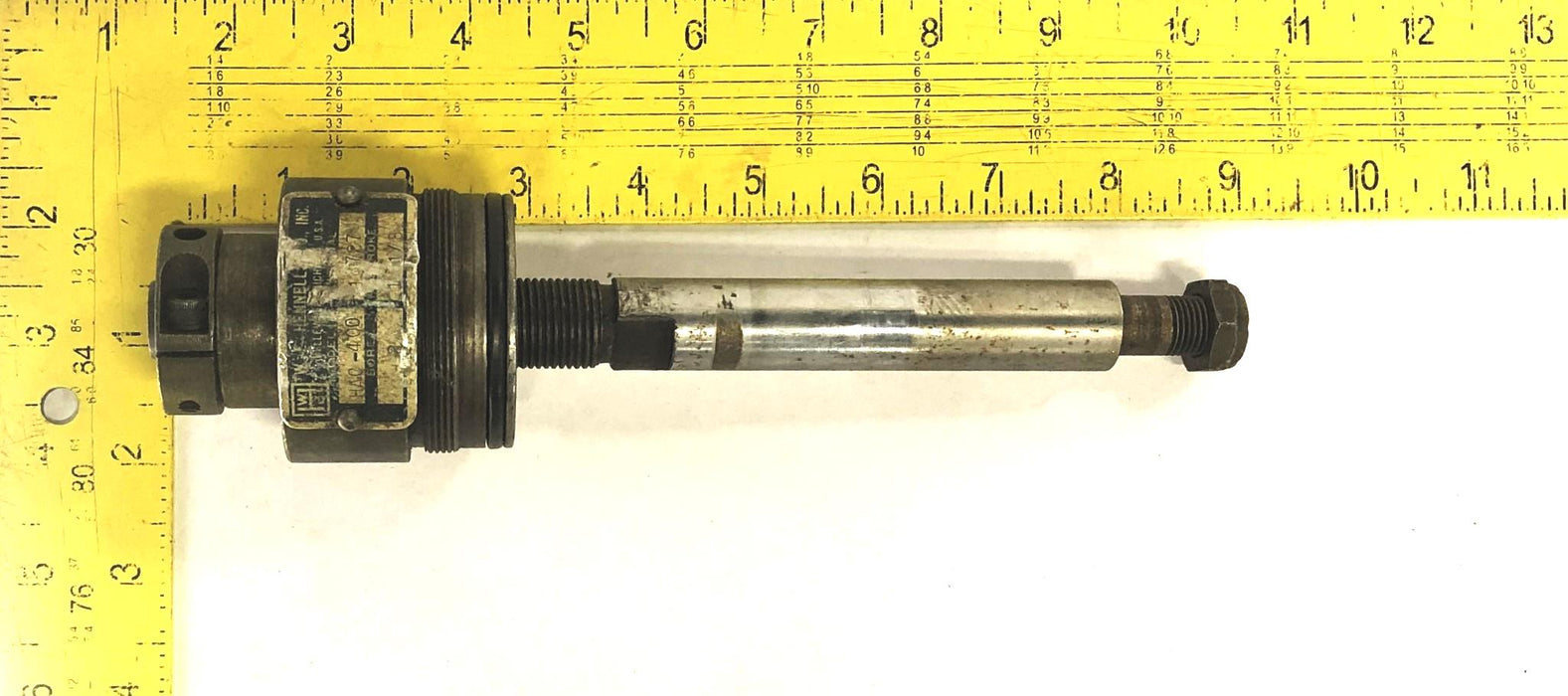 WE Hennell Inc 2 Inch Bore 1-1/8 Inch Stroke Shaft Assembly HAC-400 (18727) USED