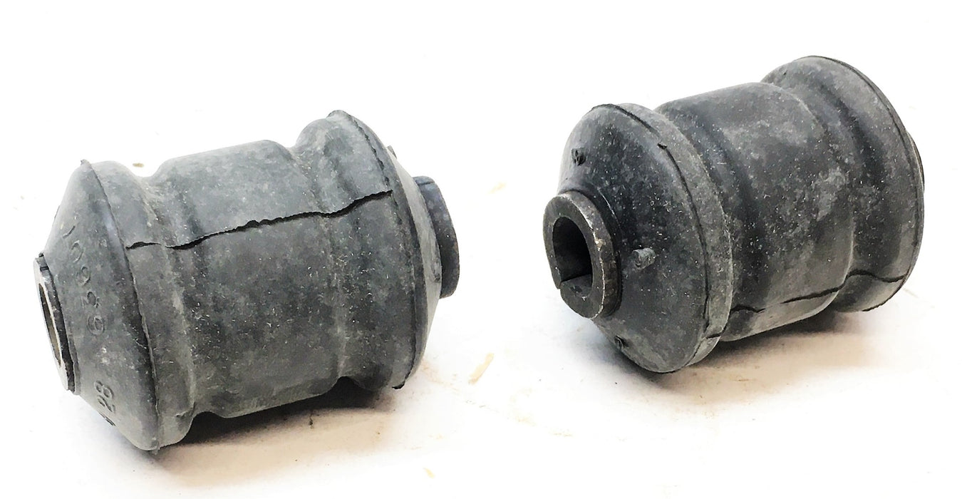 McQuay-Norris Suspension Control Arm Bushing Kit [Lot of 2] FB572 NOS