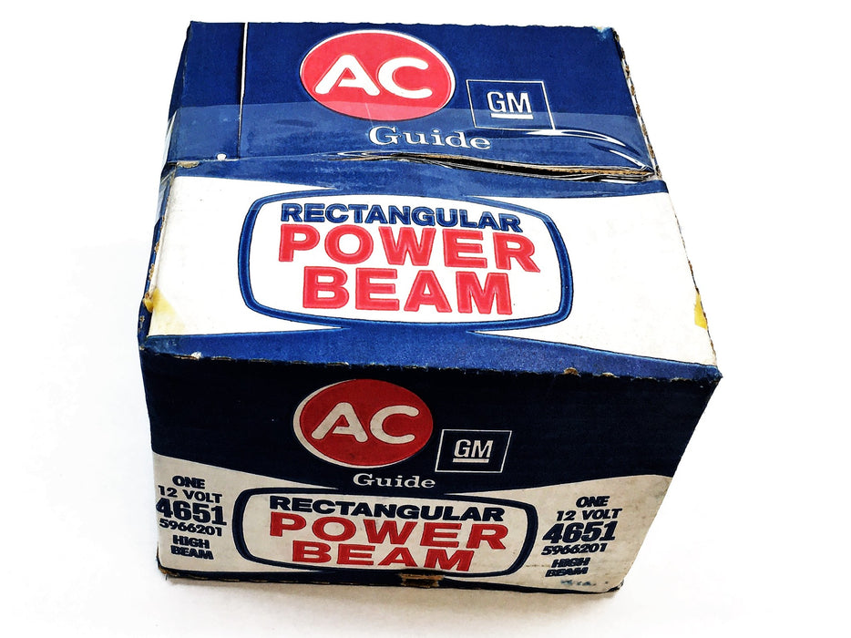 GM Power Beam 12 Volt Headlight Lamp 4651 (5966201) NOS