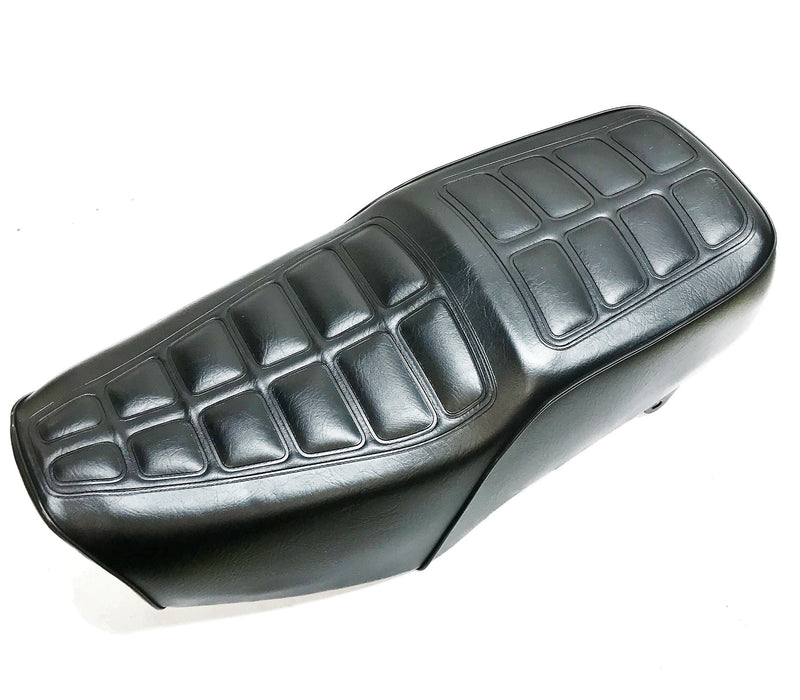 Suzuki OEM Seat Assembly 45100-05321-48H NOS