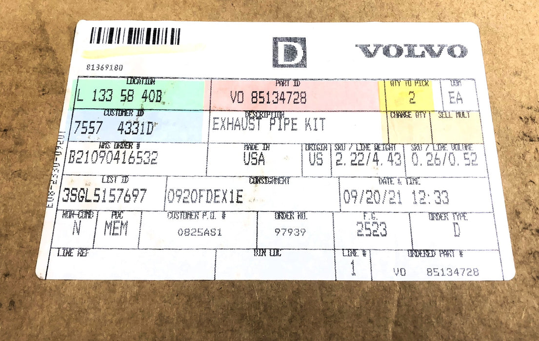Volvo Exhaust Pipe Kit 85134728 NOS