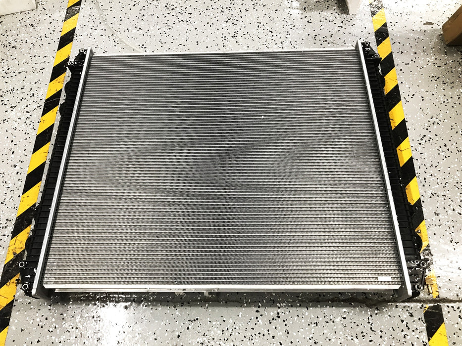 Sterling Freightliner Radiator 557157A NOS
