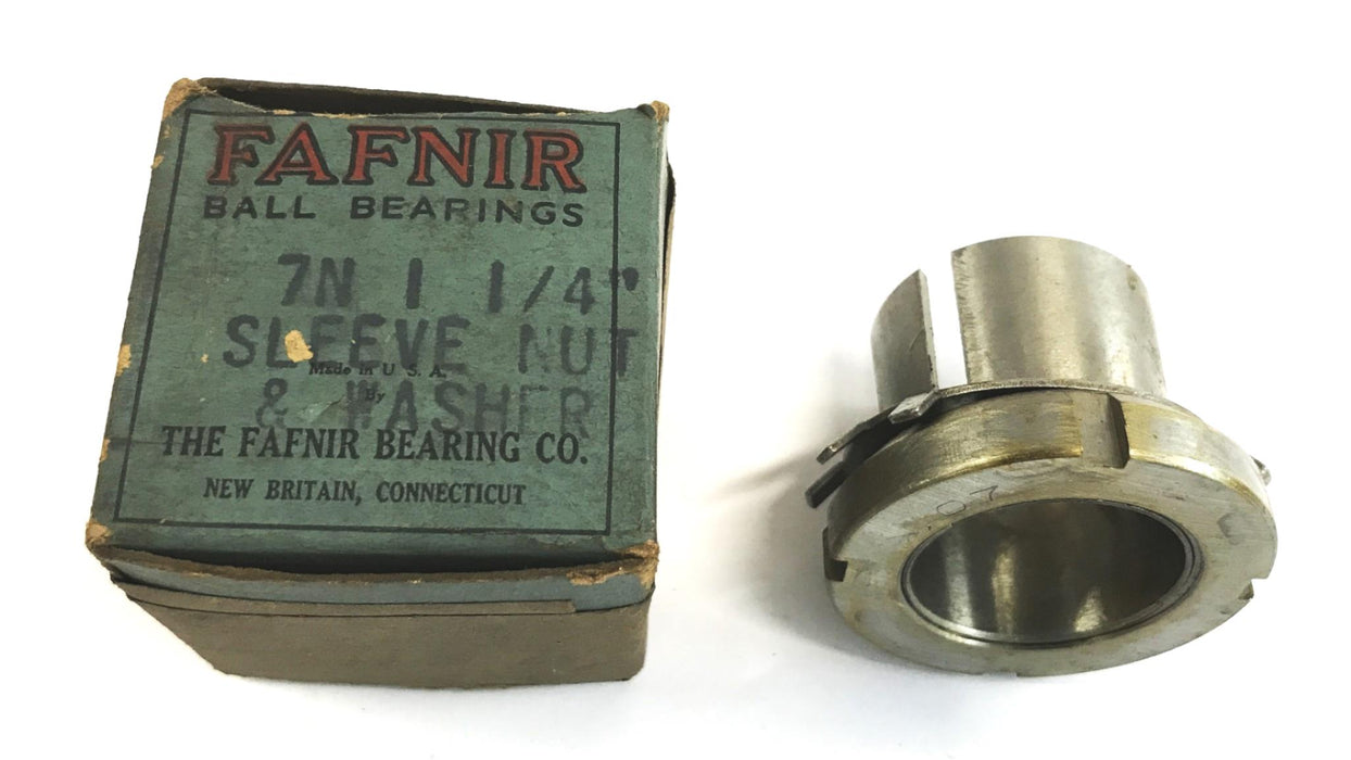 Fafnir 1-1/4 inch Bearing Adapter Assembly 7N1-1/4 NOS