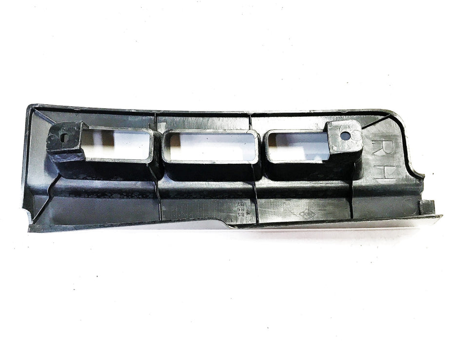 Isuzu Right Side Grille Pad 94060322 NOS