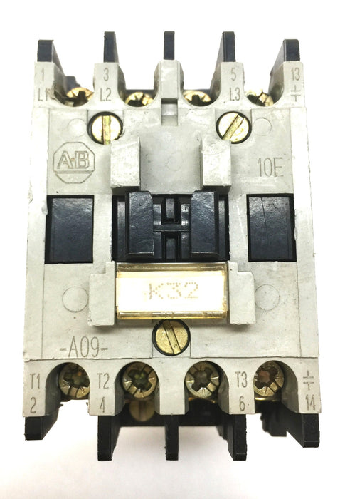 Allen-Bradley Contactor 100-A09ND3 USED