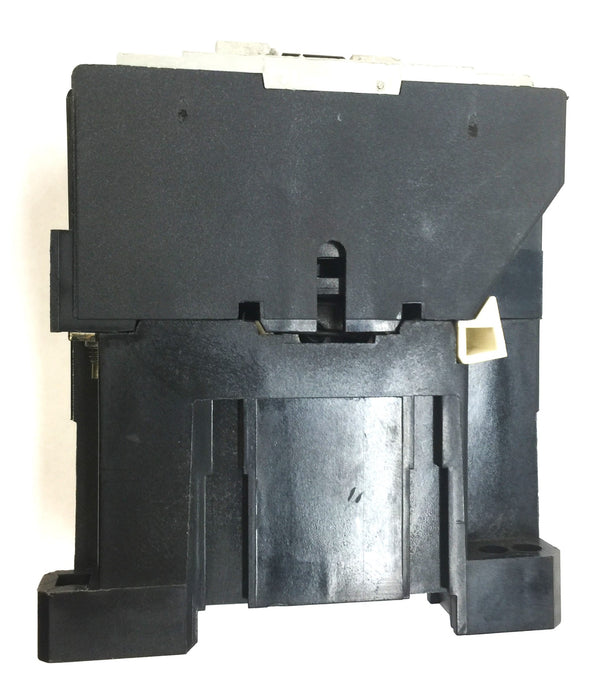 Allen-Bradley Contactor 100-A09ND3 USED