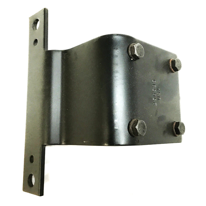 Fleetguard Oil Filter Head and Bracket Housing 025771500S NOS