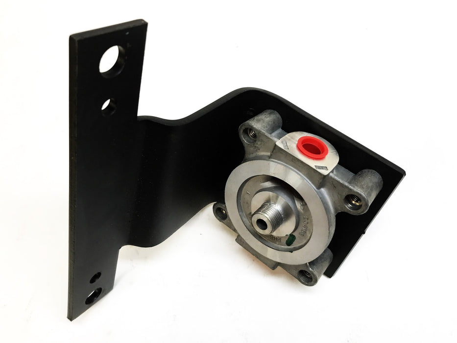 Fleetguard Oil Filter Head and Bracket Housing 025771500S NOS