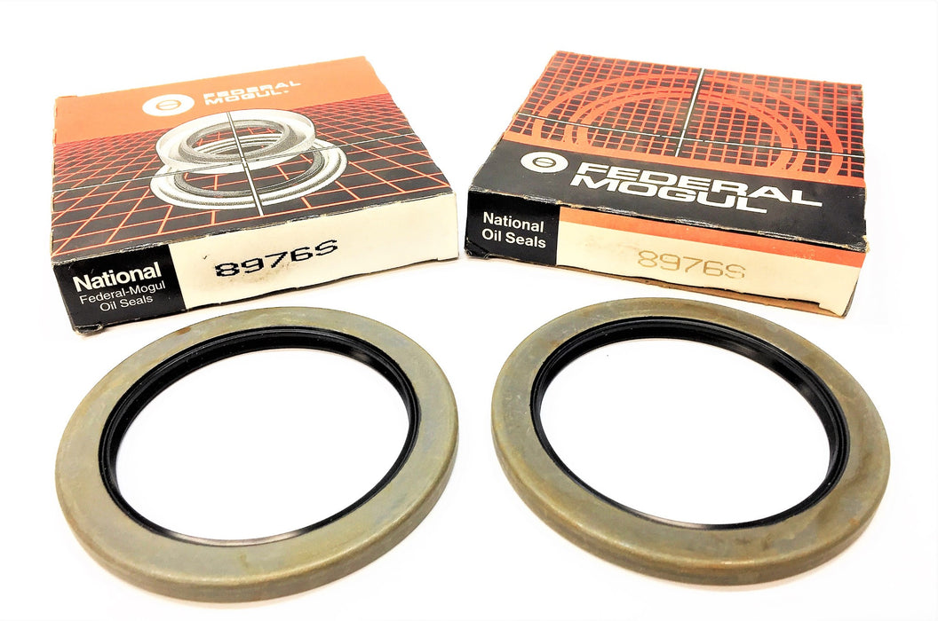 FEDERAL MOGUL/NATIONAL Oil Seal 8976S [Lot of 2] NOS