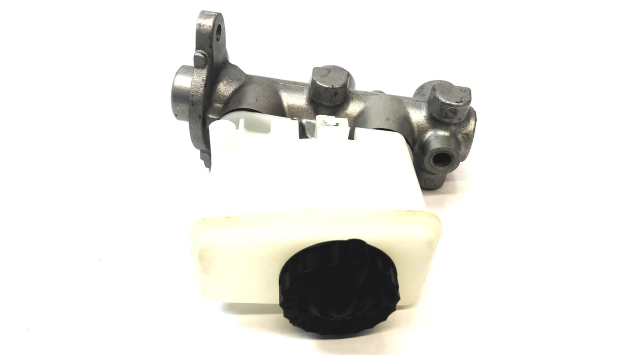 Safe-Line Brake Master Cylinder M390092 (F129294) NOS