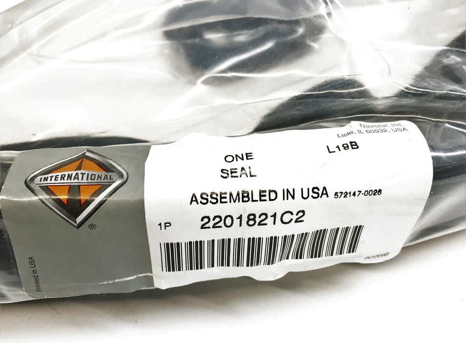 International/Navistar Molding Seal 2201821C2 NOS