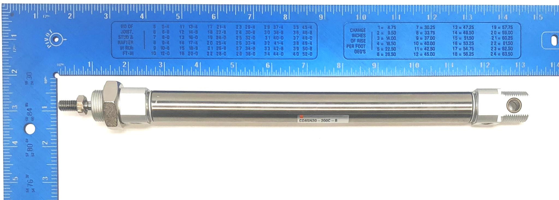 SMC Round Body Cylinder Made In China CD85N20-200C-B NOS