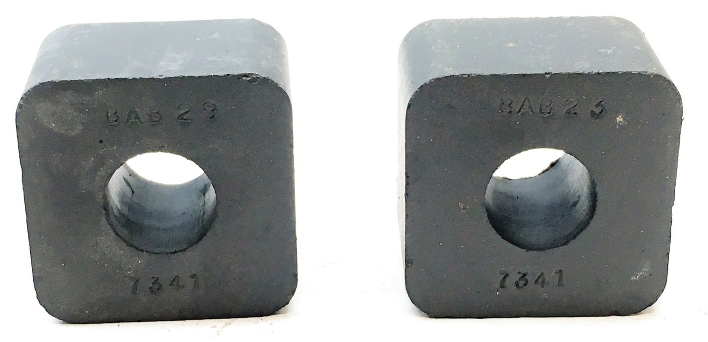 Moog Suspension Stabilizer Bar Bushing Kit K7142 NOS