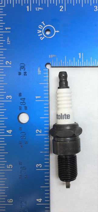 AUTOLITE Copper Core Spark Plug 646 [Lot of 6] NOS