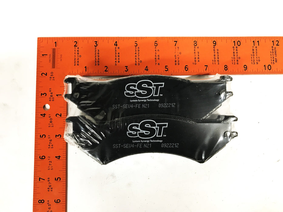 SST Raybestos Semi-Metallic Brake Pad Set FD802 NOS