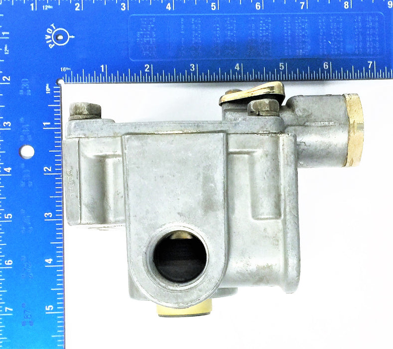 BENDIX R-14 Valve with Bracket 103010X NOS