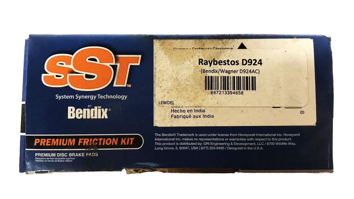 SST Raybestos Semi-Metallic Brake Pad Set D924 NOS