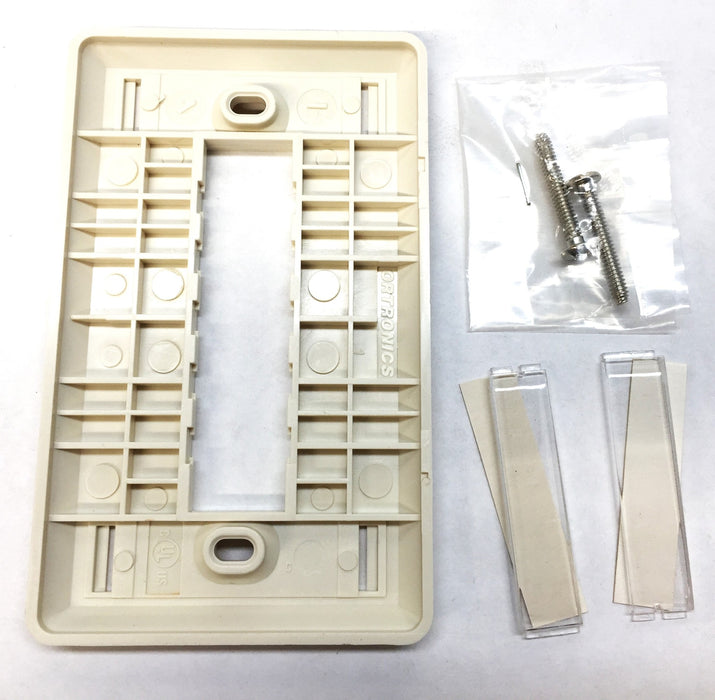 Ortronics Trac Jack Single Gang Faceplate OR-40300547 [Lot of 9] NOS