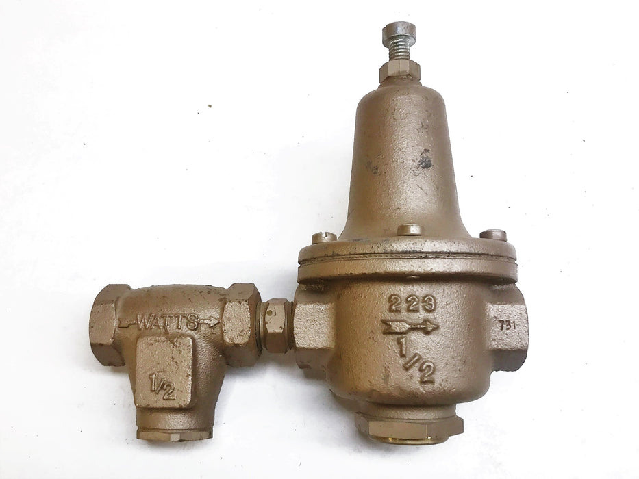 Watts 1/2" Regulator Valve with 1/2" Strainer 223 USED