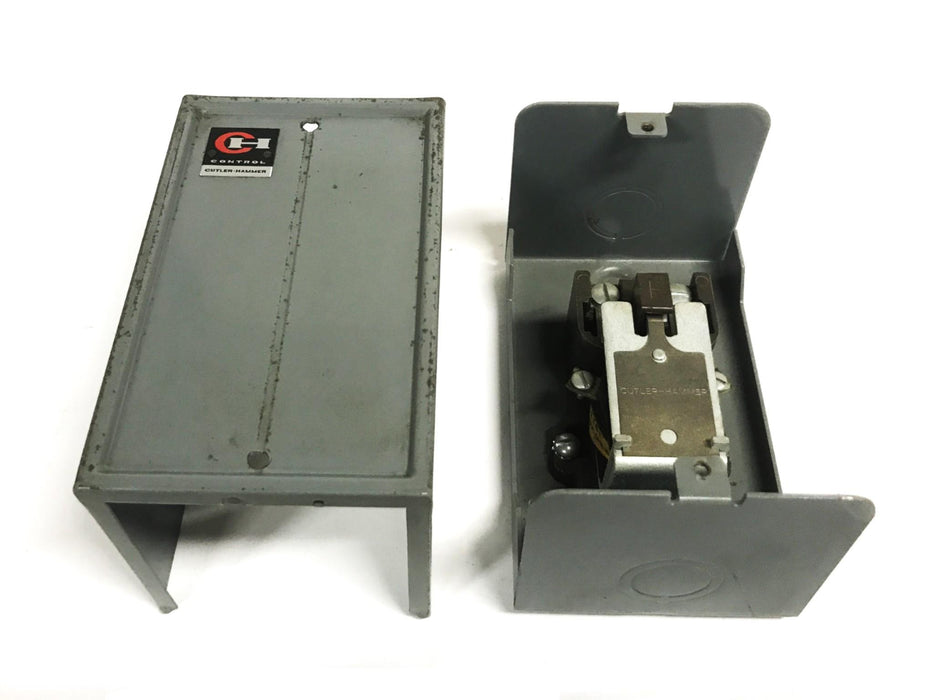 Eaton Cutler-Hammer Relay and Steel Case 9575H2441A-864 USED