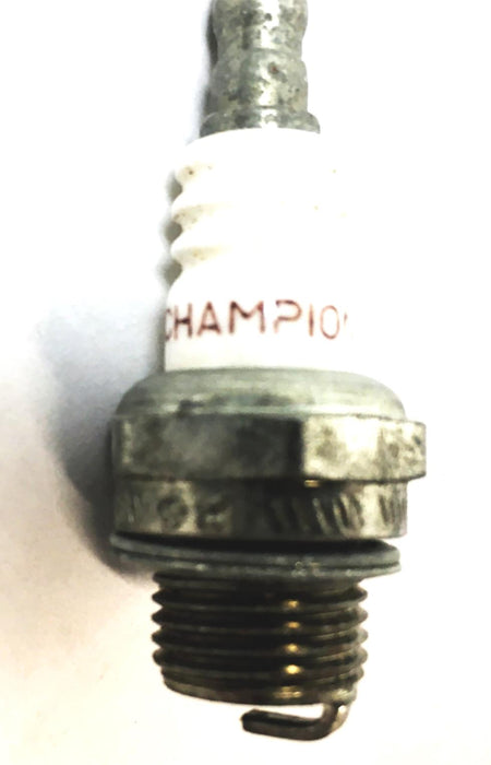 Champion Spark Plug BMR6A [Lot of 5] NOS