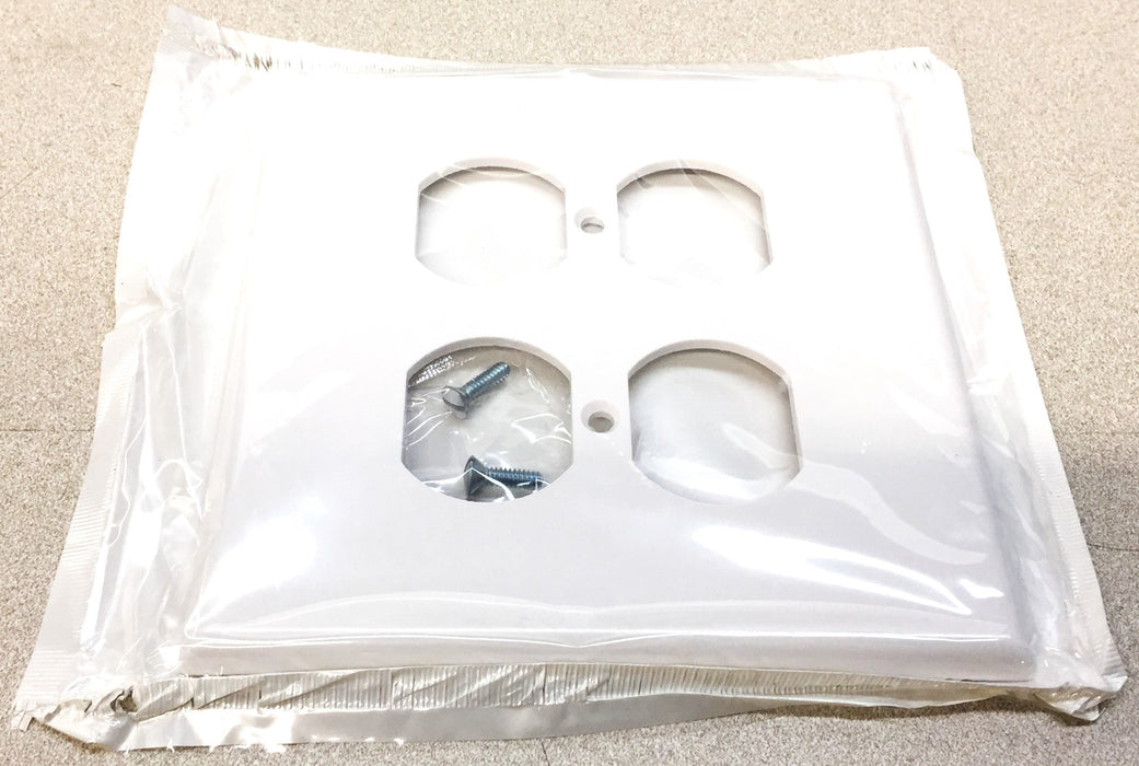 Leviton Smooth White 4-Gang Wall Plate 88116 [Lot of 25]NOS