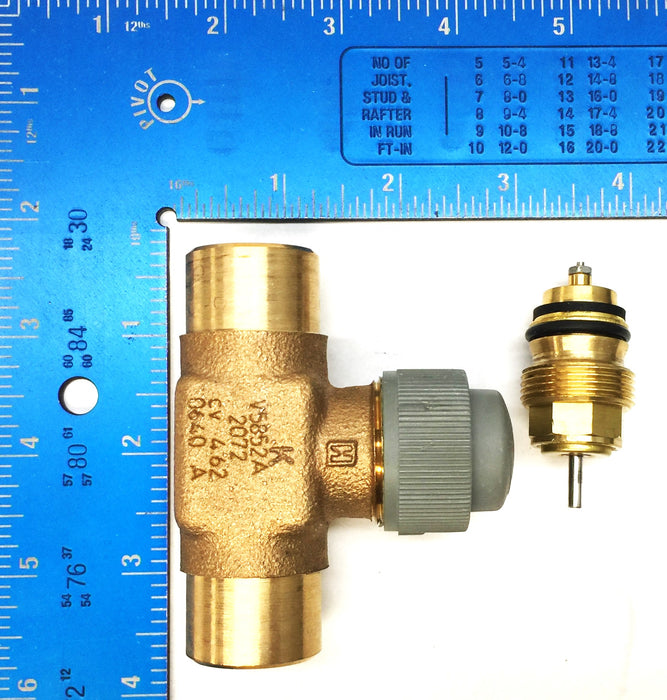 Honeywell 3/4" Two-Way Sweat Valve V 5852 A 2072 (V5852A2072) NOS