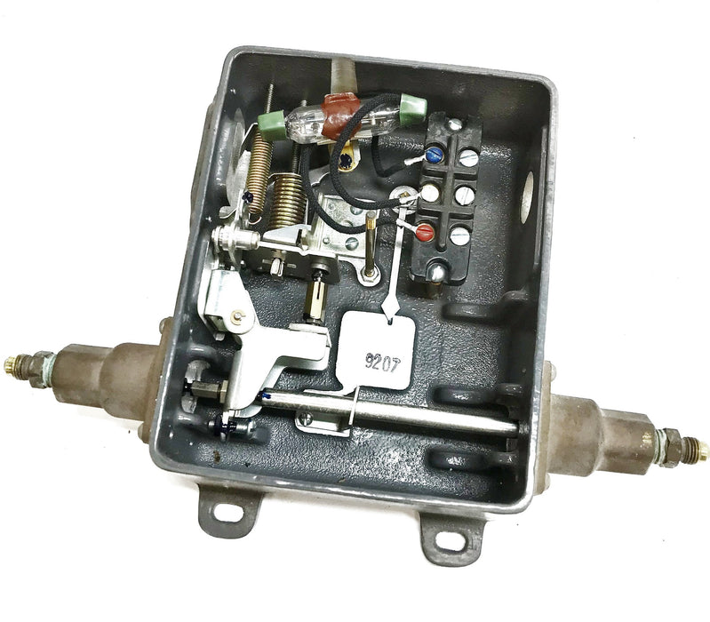 Honeywell OEM Differential Pressure Sensor Assembly P606A-1053-2