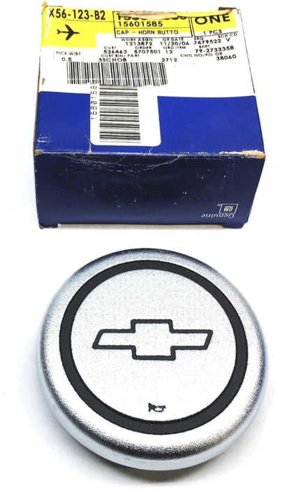 GM Chevrolet Horn Button 15601585 NOS