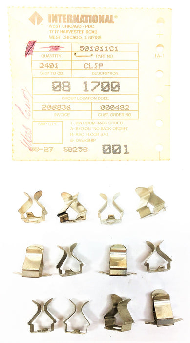 INTERNATIONAL/NAVISTAR Clip 501811C1 [Lot of 12] NOS