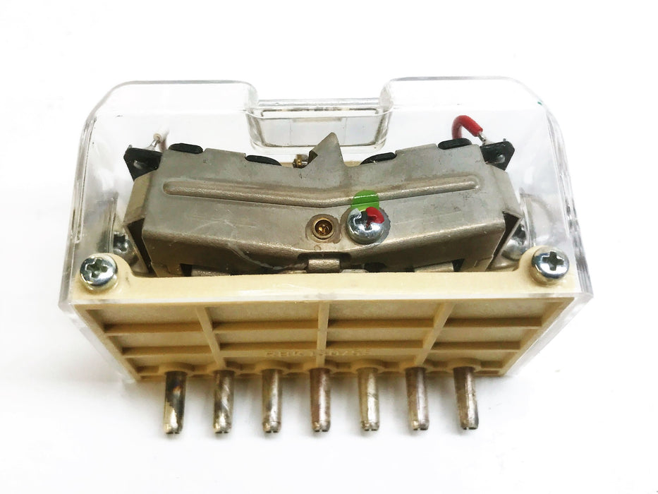 Johnson Controls Balance Relay RLY12A-600R NOS