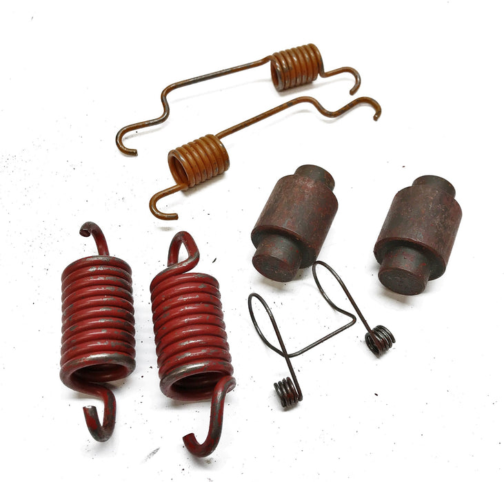 DANA Spicer Spring Kit 3947827 NOS