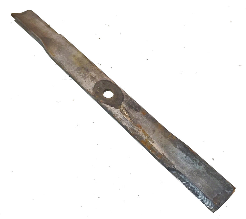 John Deere OEM Replacement Mower Blade M141786 NOS