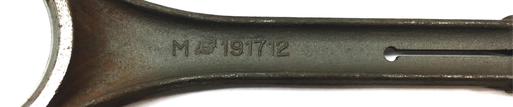 Unbranded Connecting Rod Assembly 191712 (17-3, 120533, 104) NOS