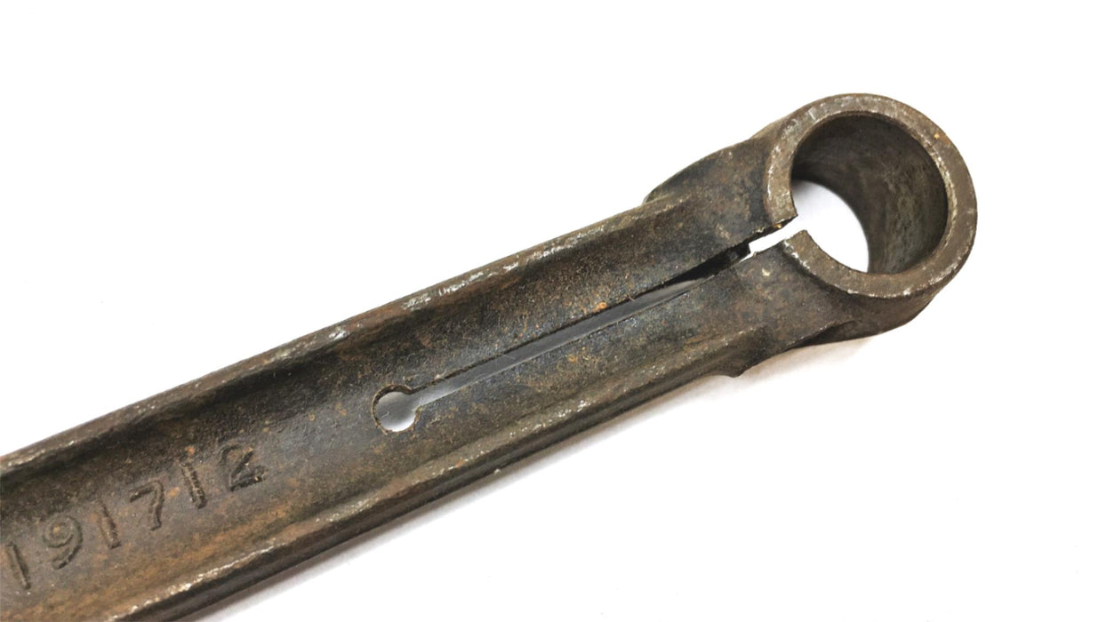 Unbranded Connecting Rod Assembly 191712 (AJ, 13-1) NOS