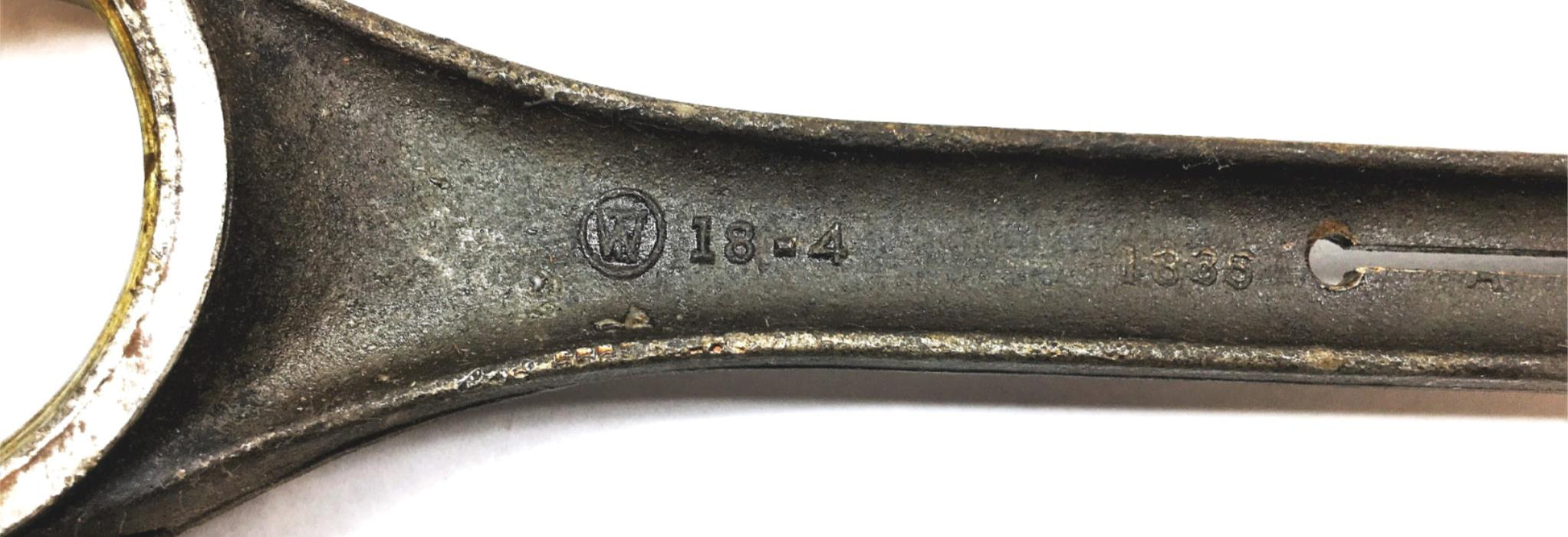 Unbranded Connecting Rod Assembly 191712 (13-4, 1335) NOS
