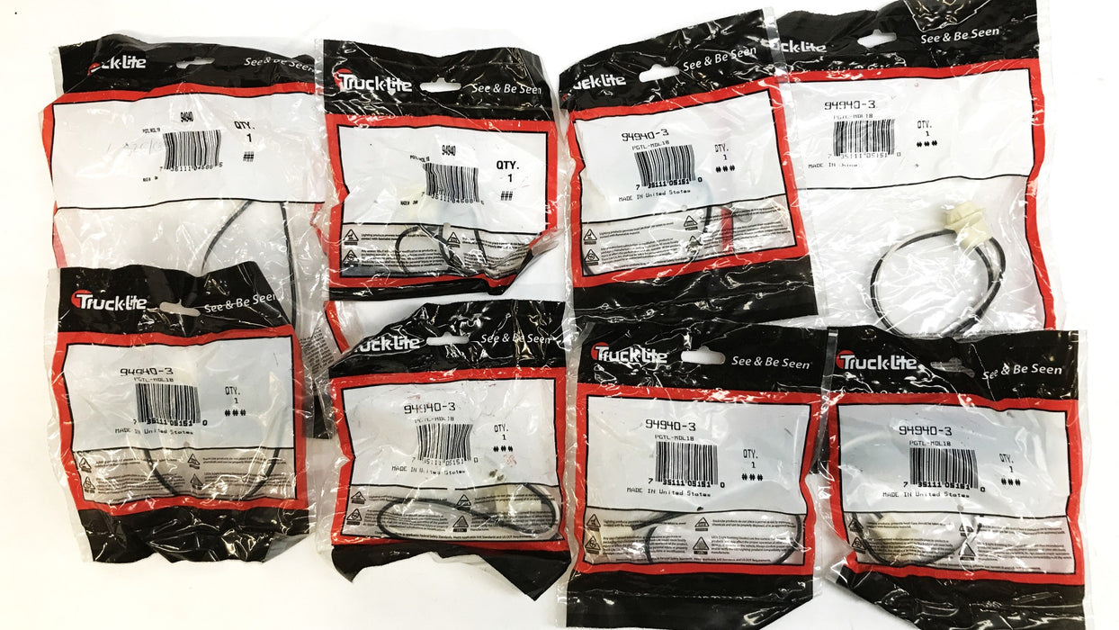 Truck-Lite Pigtail Light Socket 94940 [Lot of 8] NOS