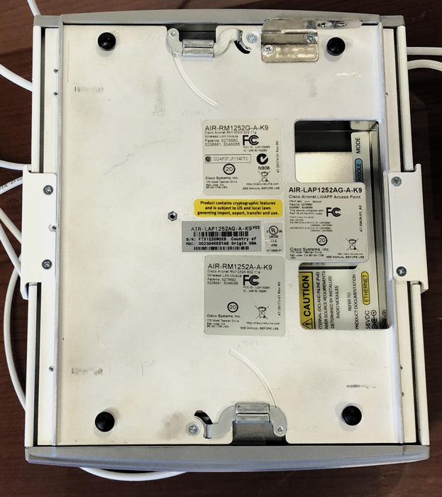 Cisco Wireless Access Point With Antennas AIR-LAP1252AG-A-K9 USED
