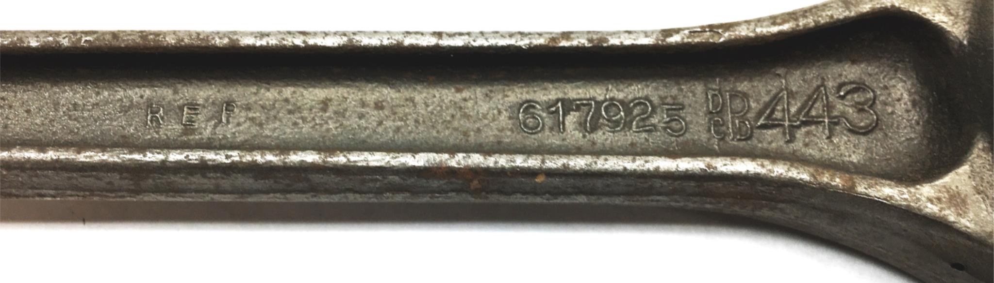 Unbranded Connecting Rod Assembly 617925 NOS