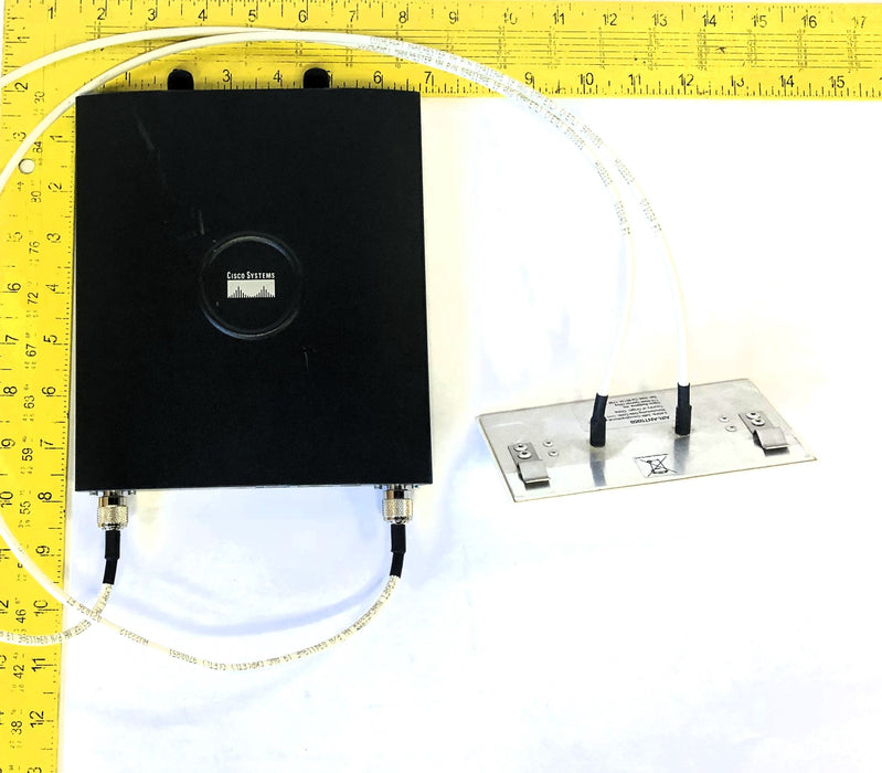 Cisco Wireless Access Point With Antenna AIR-LAP1242AG-A-K9 [Lot of 2] USED