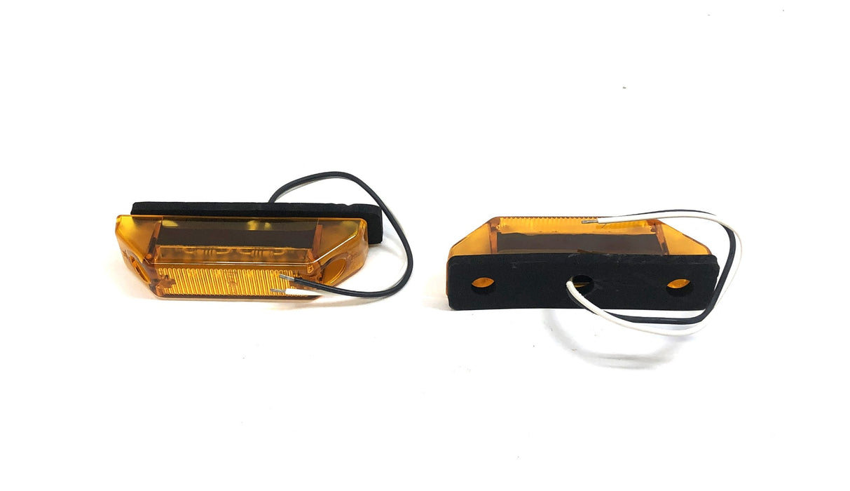 Dialight 13.5 Volt LED Amber Side Marker Light 15050AB [Lot of 2] NOS