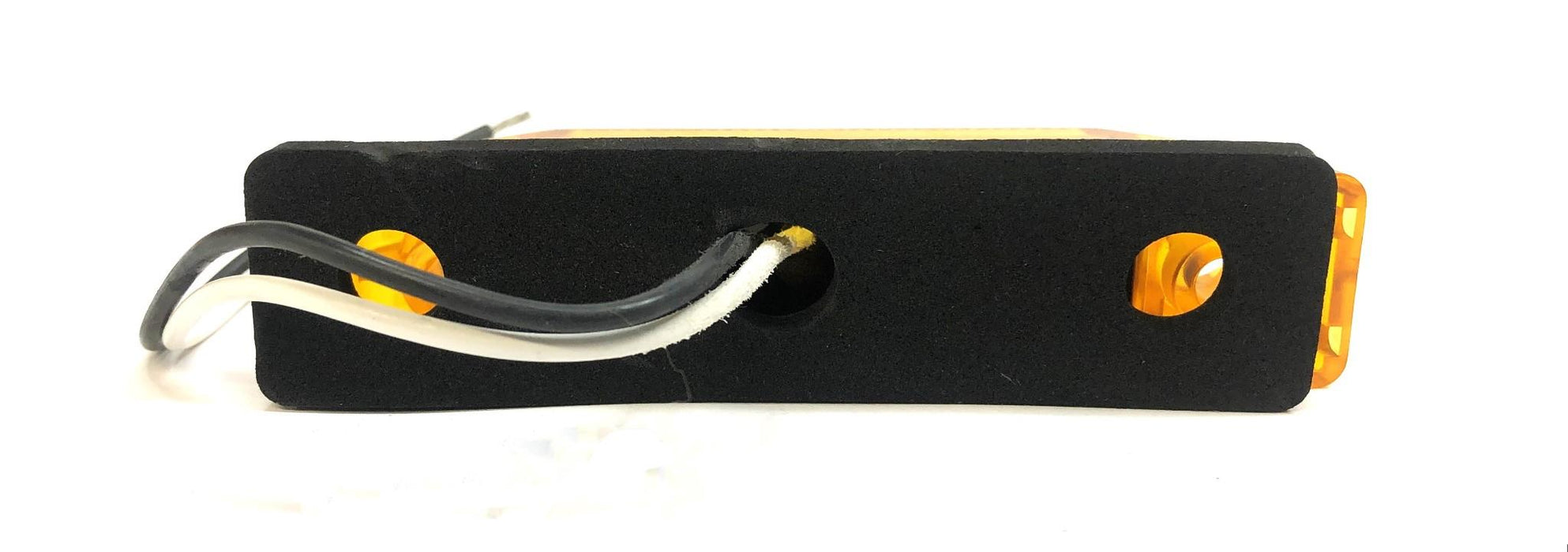 Dialight 13.5 Volt LED Amber Side Marker Light 15050AB [Lot of 2] NOS
