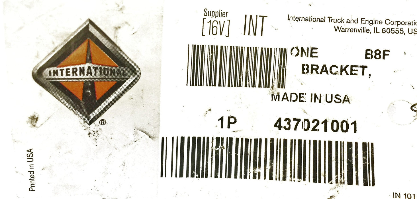 International/Navistar Bracket OEM 437021001 NOS