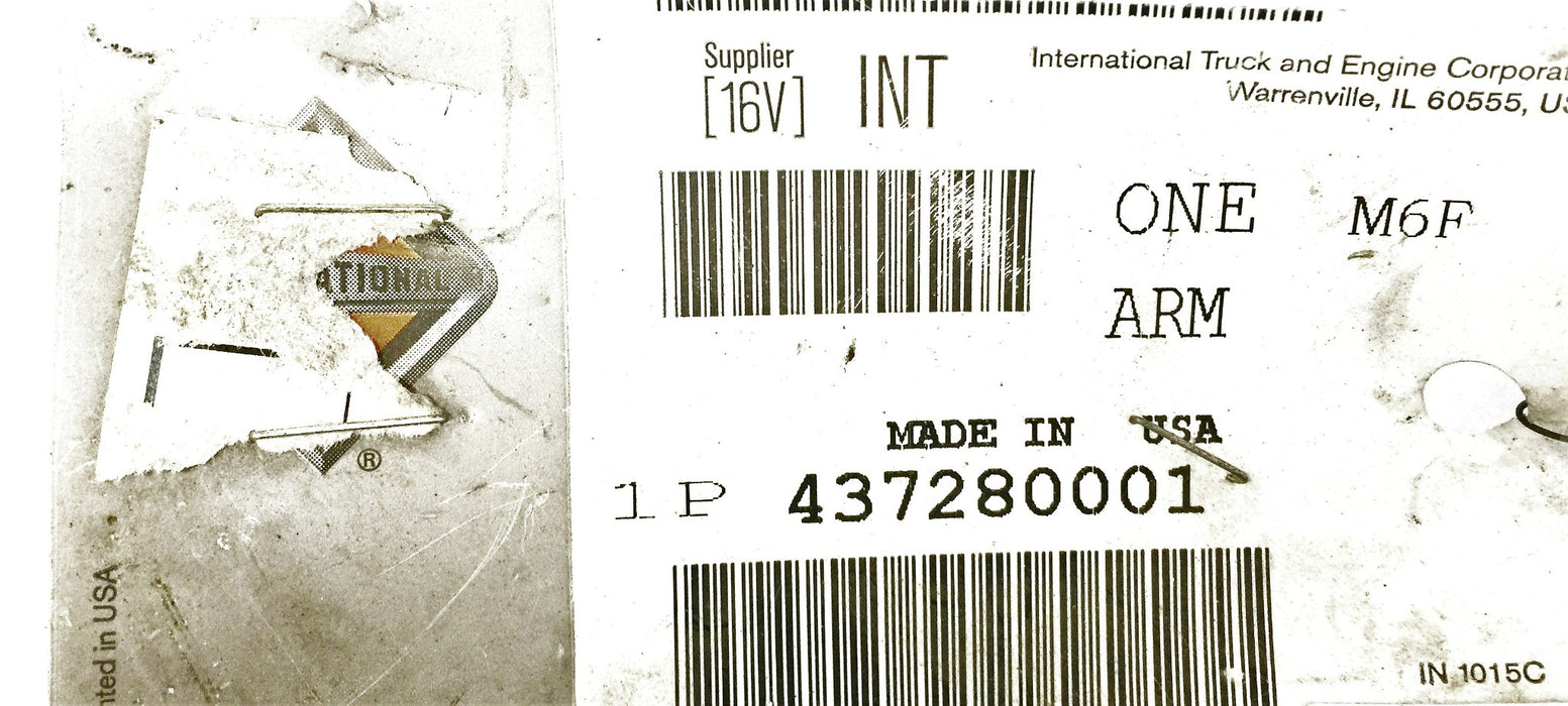 International/Navistar Arm OEM 437280001 NOS