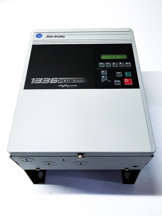 Allen-Bradley 1336 Plus II Drive 1336F-BRF-AA-EN-HAS2-AA-LA4-L6 NOS