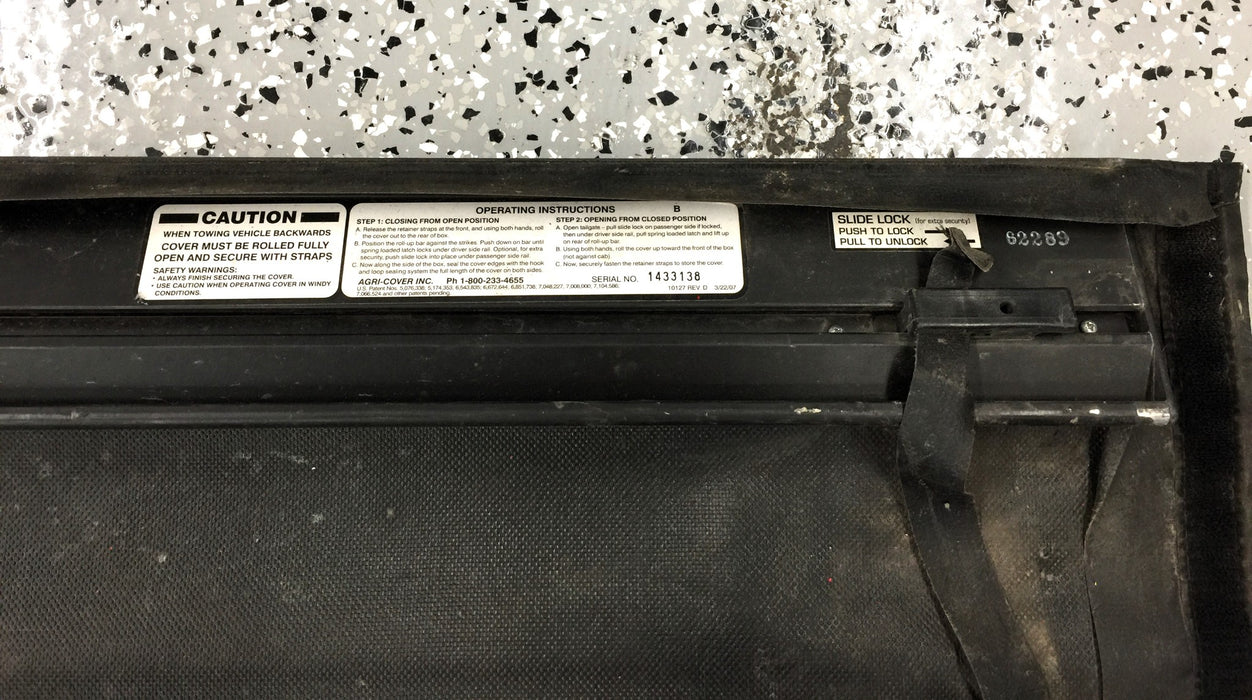 Agri-Cover Soft Tonneau Roll-Up Bed Cover Missing Hardware 62289 (1433138) USED