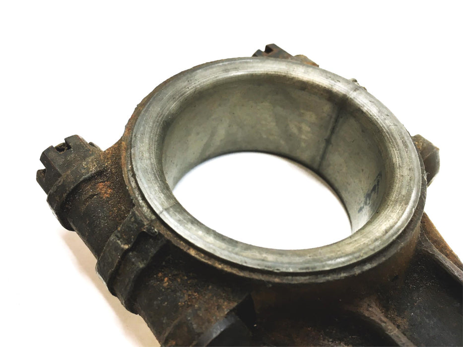 Federal Mogul Connecting Rod Assembly 9017 (CR-413) NOS