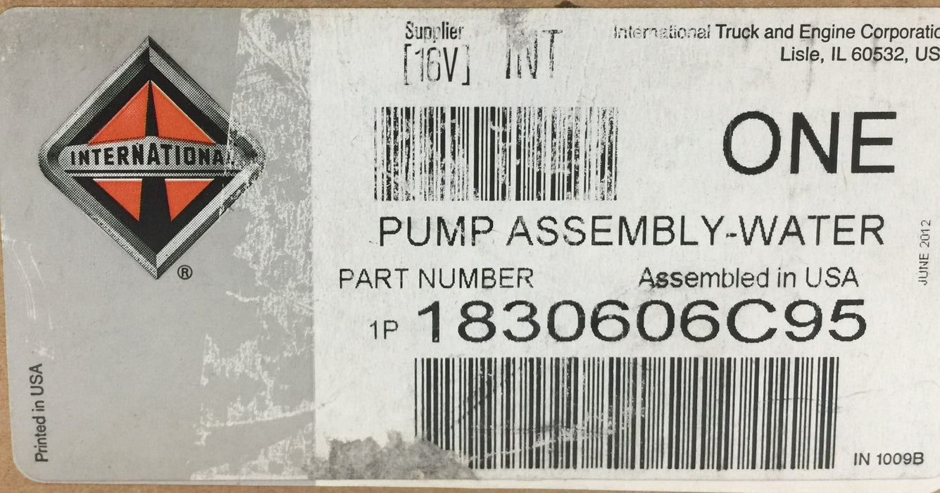 International/Navistar Water Pump Assembly OEM 1830606C95 NOS