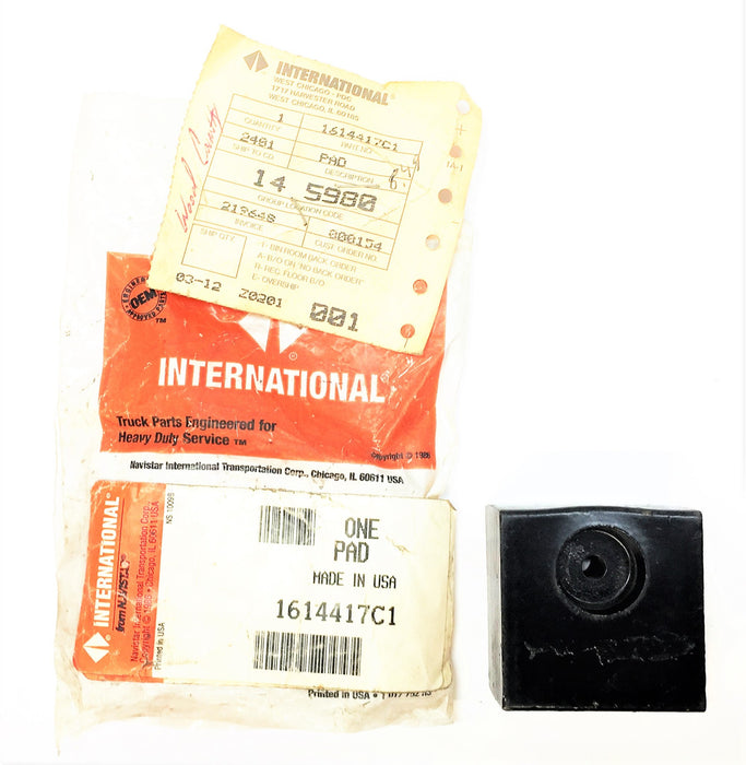 INTERNATIONAL/NAVISTAR Pad 1614417C1 NOS